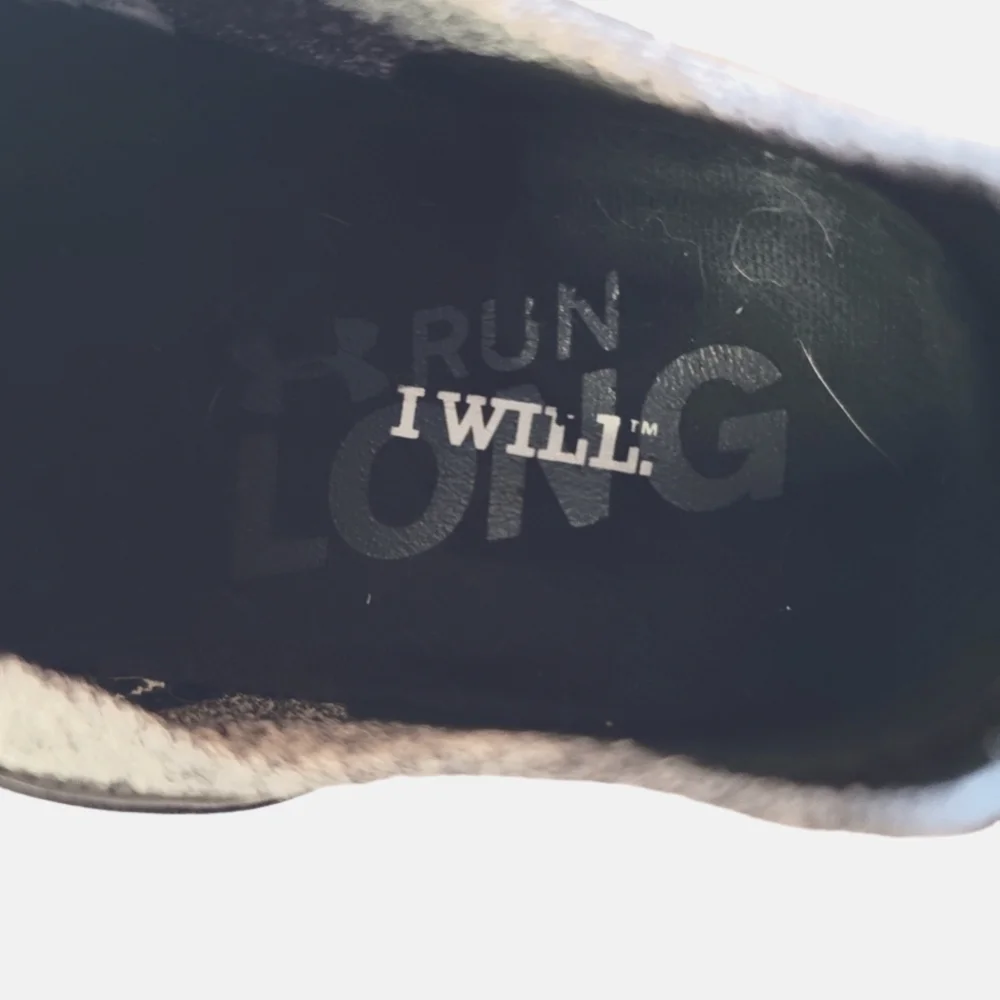 Under Armor - Picture 5 of 6